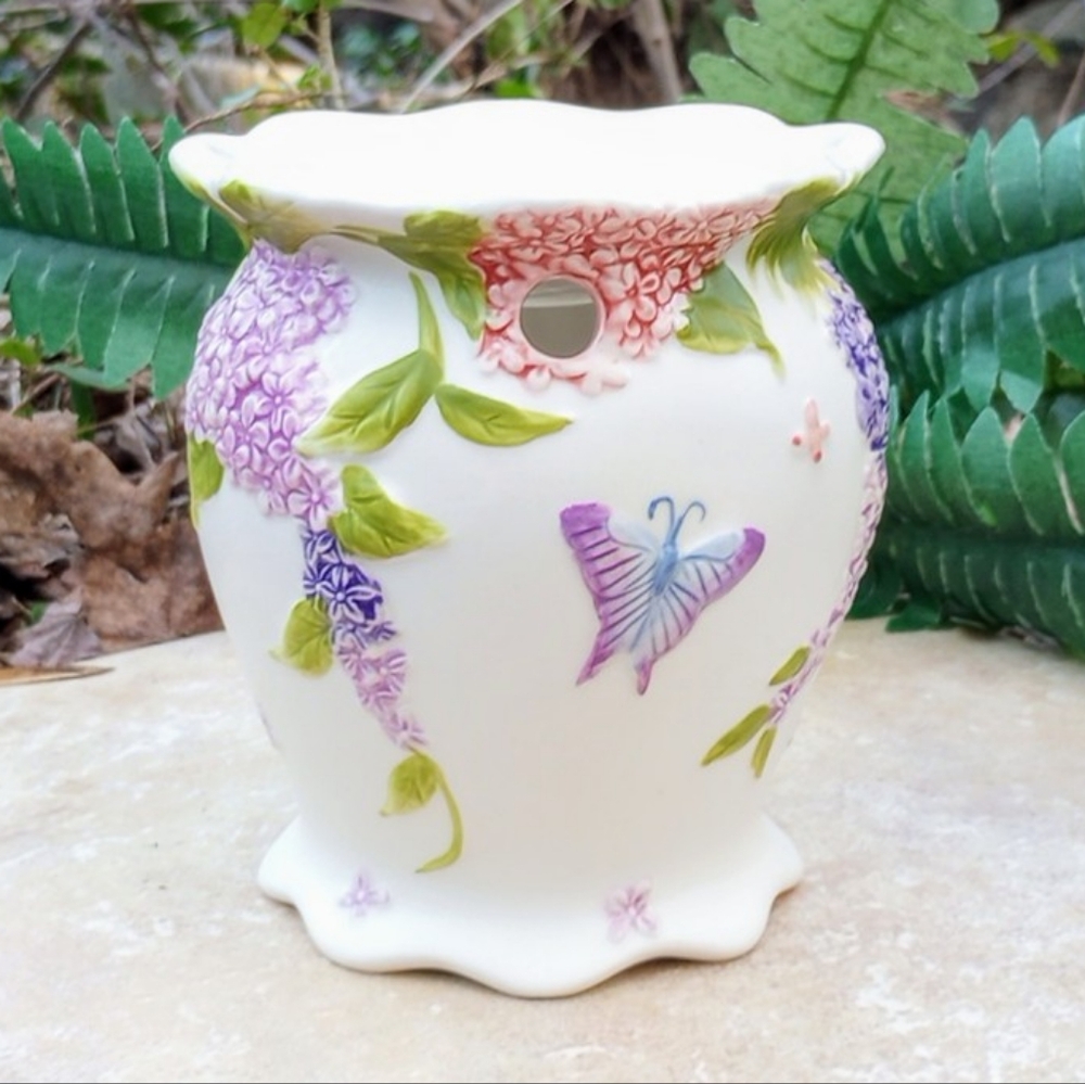 Yankee Candle Hydrangea Garden Ceramic Tart Warmer Near Mint Condition With Tags